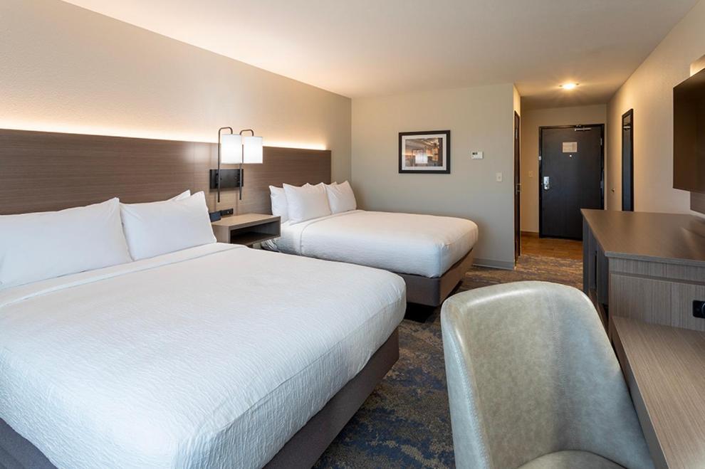 Grandstay Hotel & Suites Johnston-Des Moines, Ia Ngoại thất bức ảnh